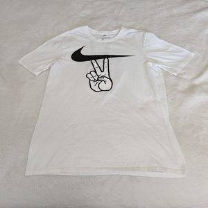 Nike Peace Sign Swoosh T-shirt M